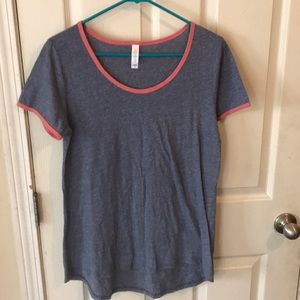 LulaRoe Classic T Size S